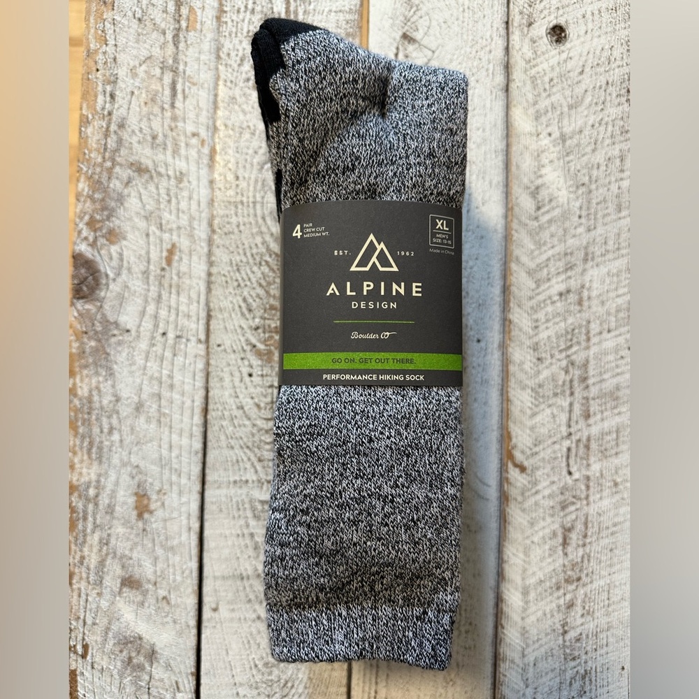 Men’s Alpine Design Performance Hiking Sock 4 pack - NIP/NWT